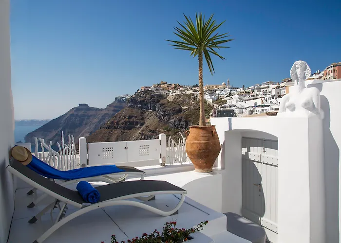Trieris Villa & Suites Fira 